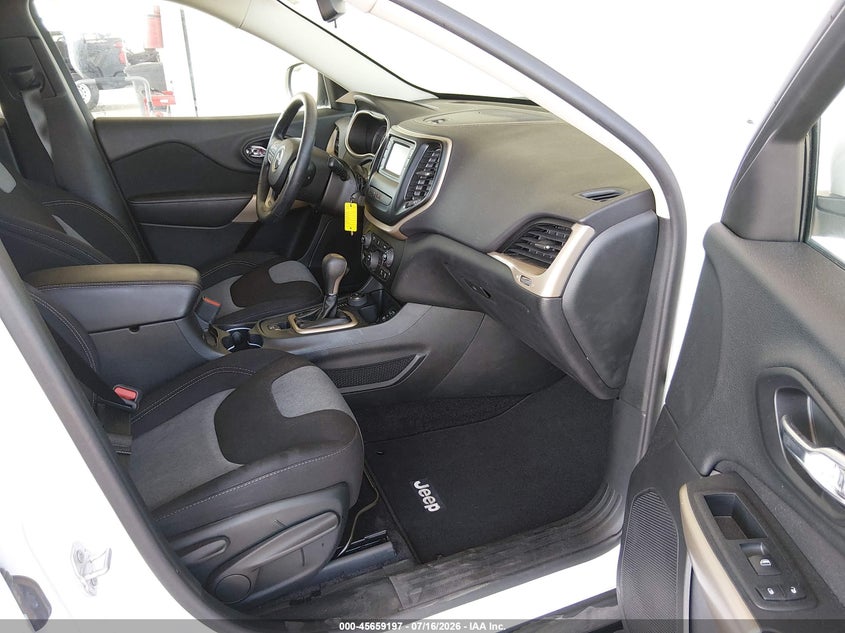 2018 JEEP CHEROKEE auction photo 5