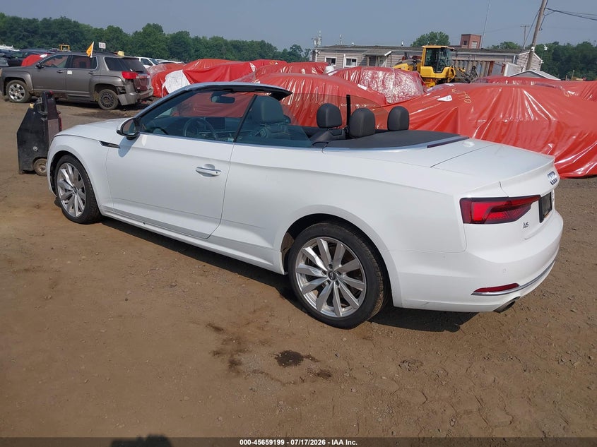Vin: wauyngf57jn000353, lot: 46157771, audi a5 2.0t premium 20183