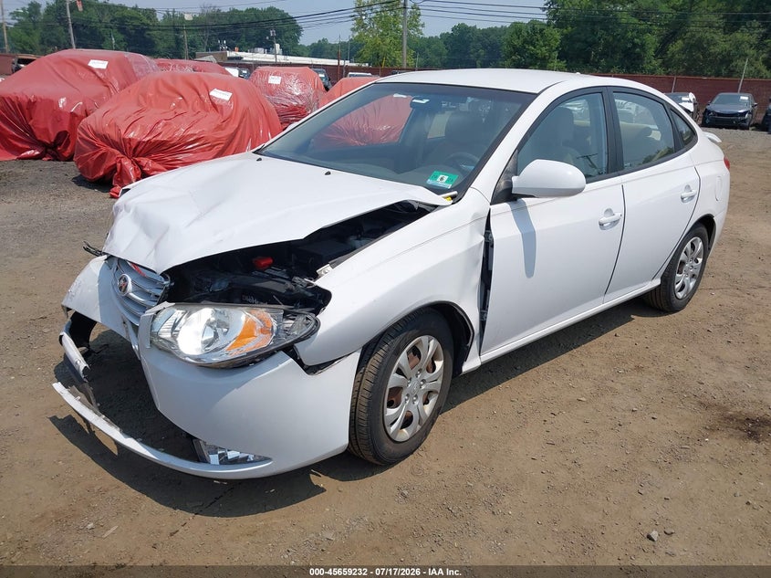 2010 HYUNDAI ELANTRA auction photo 2