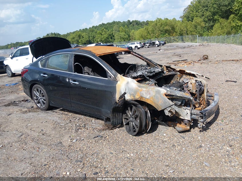 2018 NISSAN ALTIMA auction photo 1