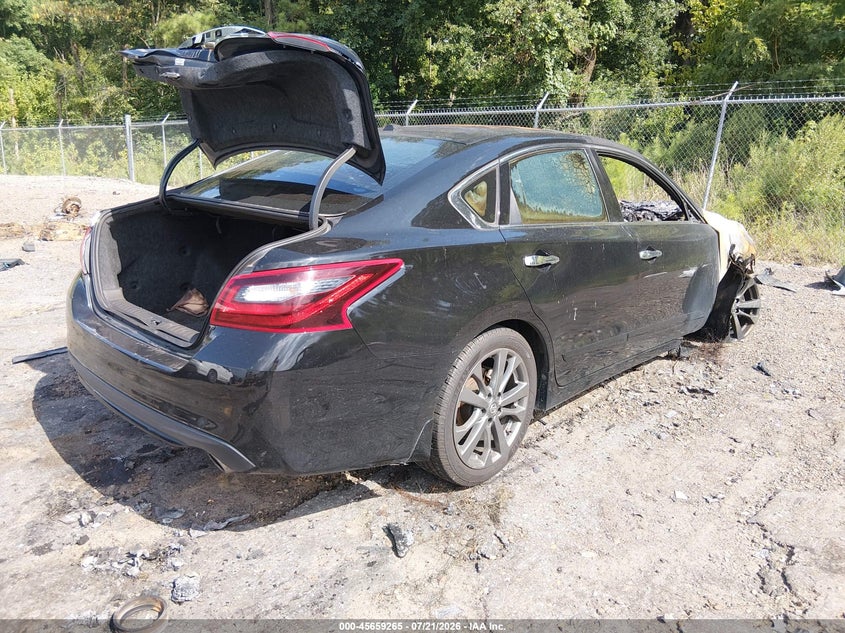 2018 NISSAN ALTIMA auction photo 4