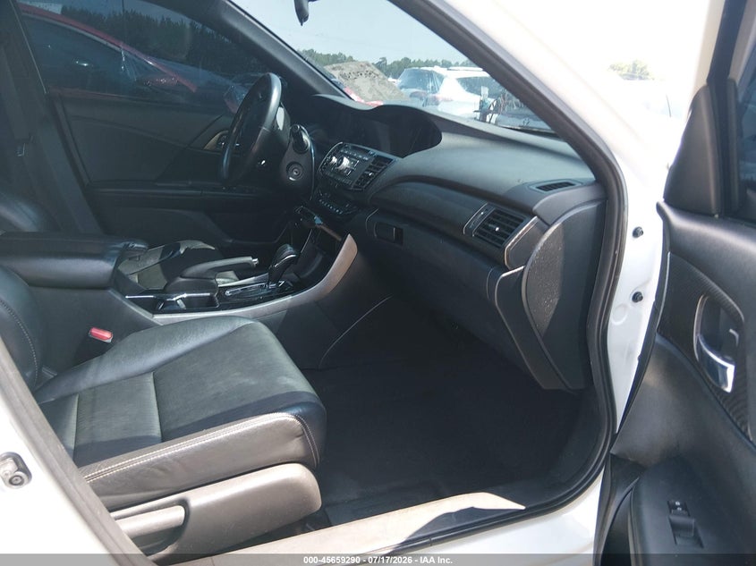 2016 HONDA ACCORD auction photo 5