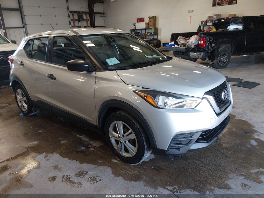 2020 Nissan Kicks