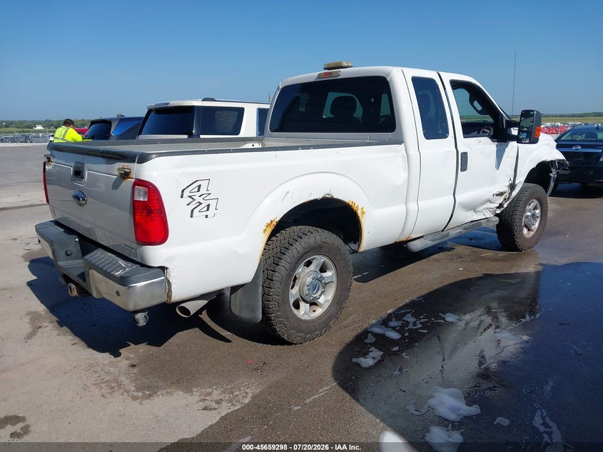 2015 FORD F-250 auction photo 4