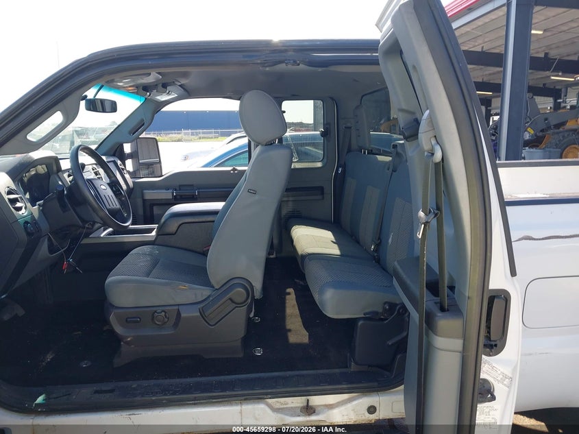 2015 FORD F-250 auction photo 8