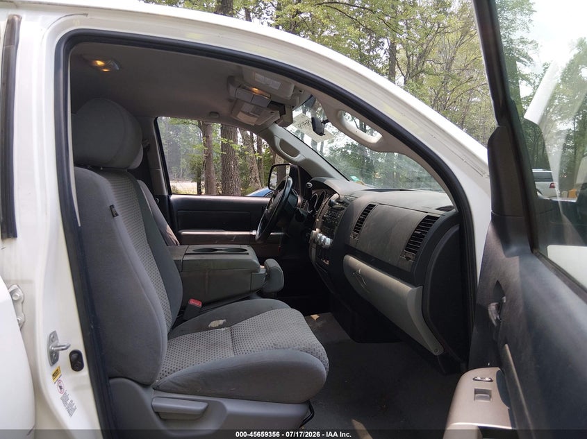 2010 Toyota Tundra Grade 4.6L V8 VIN: 5TFRM5F19AX010639 Lot: 45659356