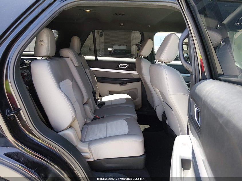 2018 FORD EXPLORER auction photo 8