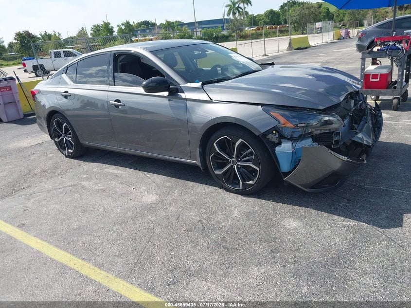 2024 NISSAN ALTIMA SR FWD