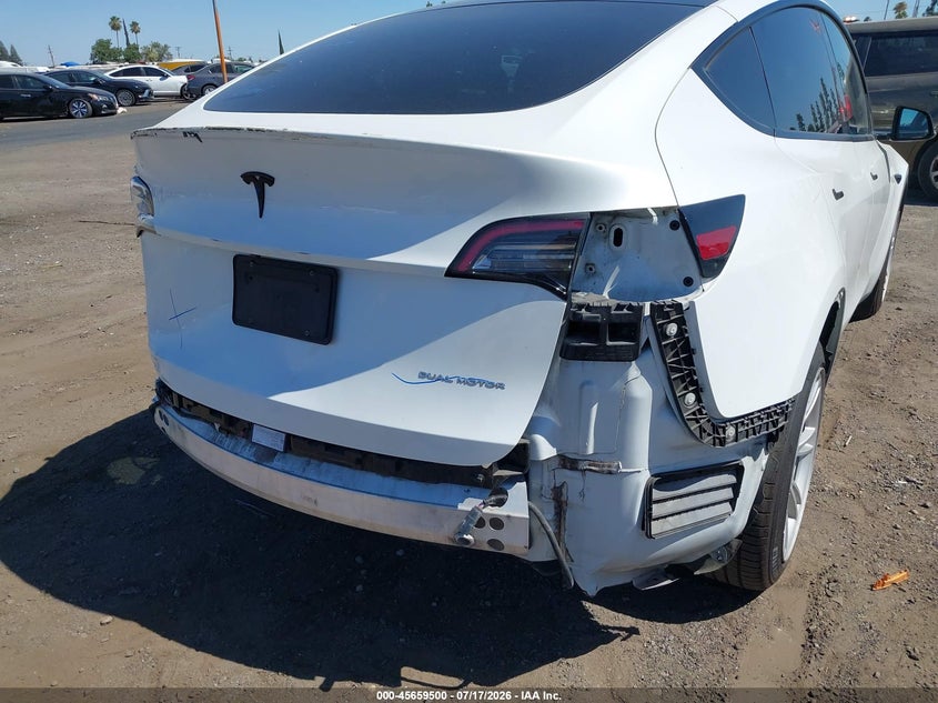 2020 Tesla Model Y Long Range Dual Motor All-Wheel Drive VIN: 5YJYGDEE7LF010752 Lot: 45659500