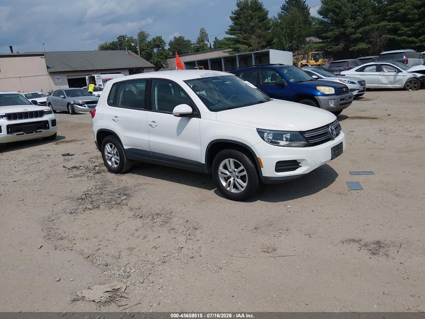 2013 VOLKSWAGEN TIGUAN S