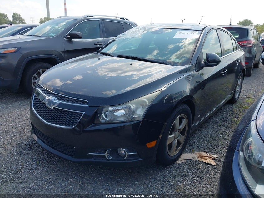2013 CHEVROLET CRUZE auction photo 2
