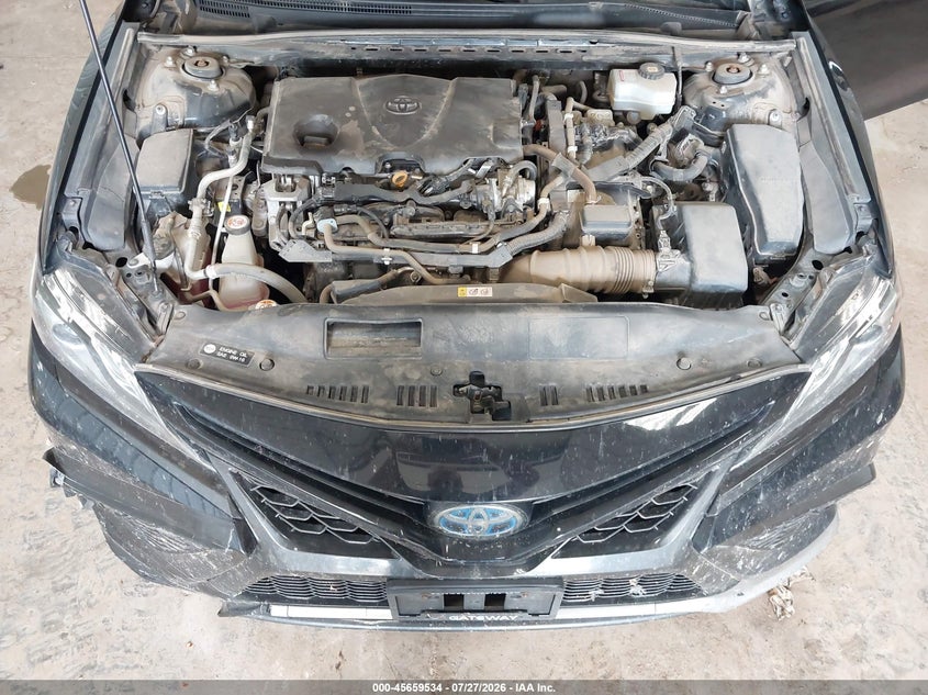 TOYOTA CAMRY - zdjęcie 10