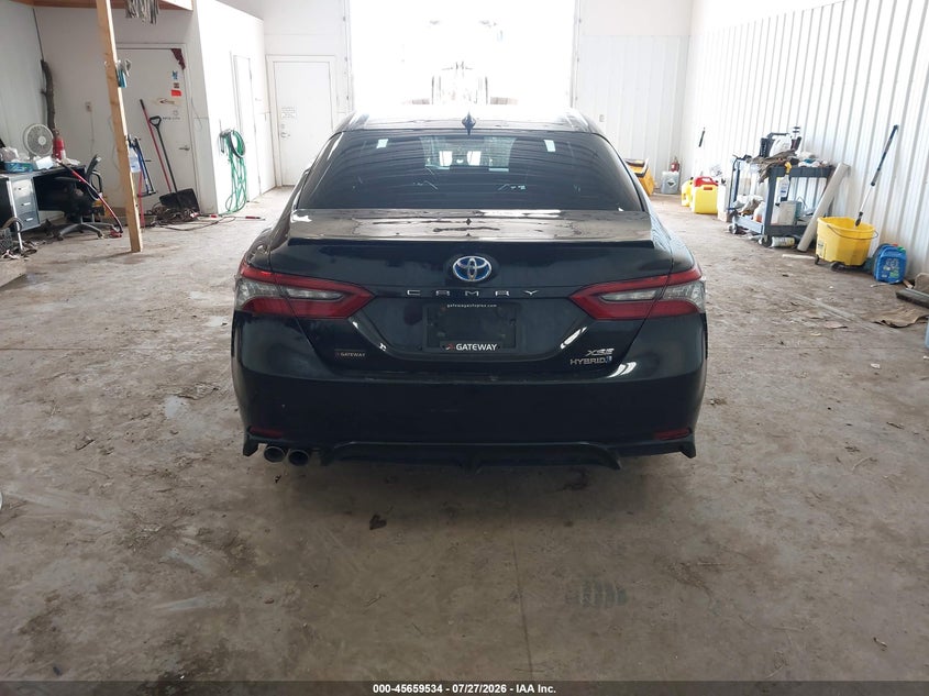 TOYOTA CAMRY - zdjęcie 16
