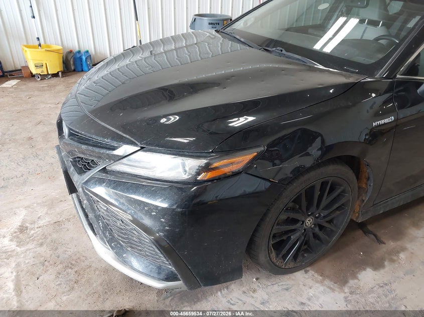 TOYOTA CAMRY - zdjęcie 17