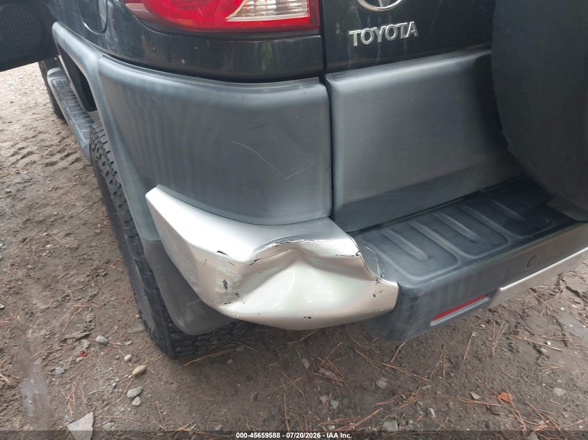 2007 TOYOTA FJ CRUISER auction photo 6