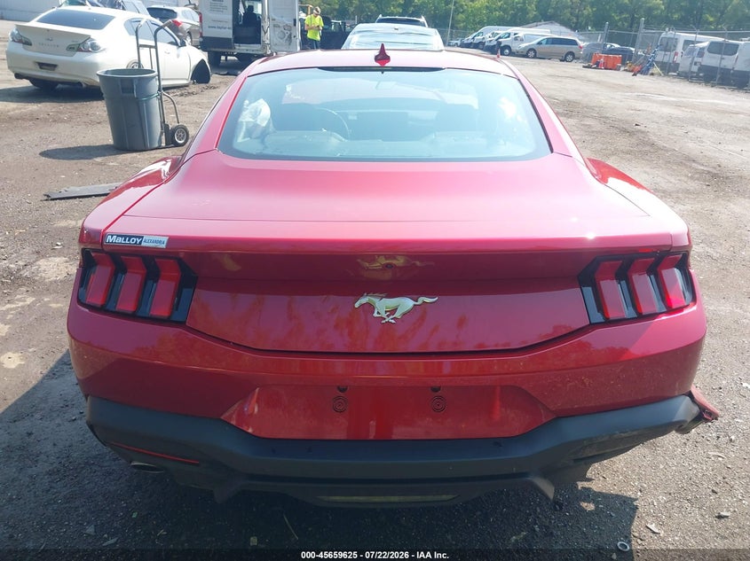 2024 FORD MUSTANG ECOBOOST FASTBACK · Фото 16