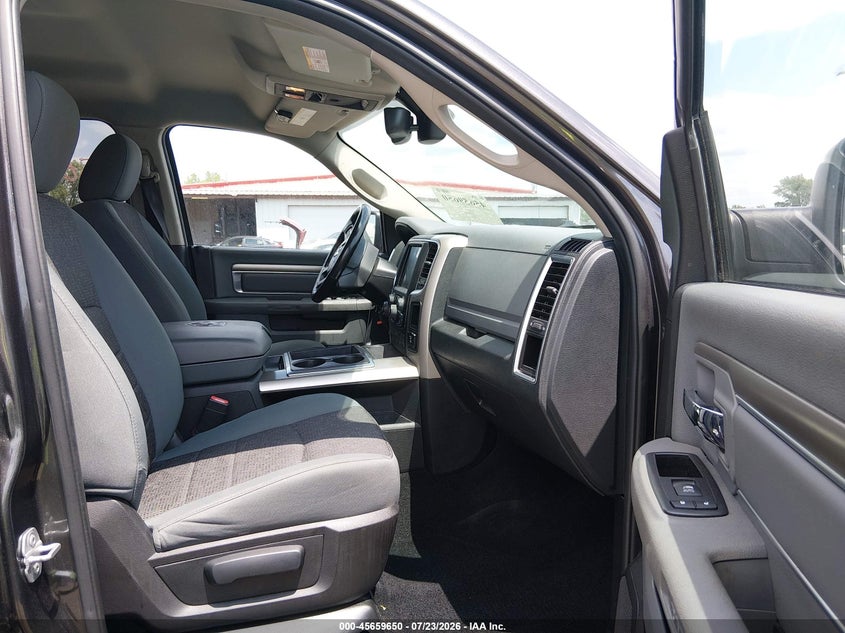 2015 RAM 1500 auction photo 5