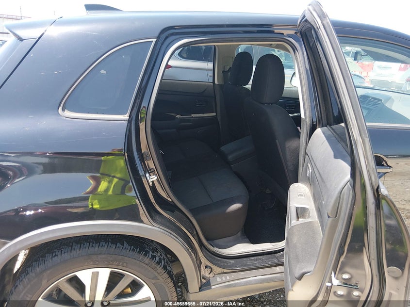 2020 Mitsubishi Outlander Sport 2.0 Es VIN: JA4AP3AU4LU011576 Lot: 45659655