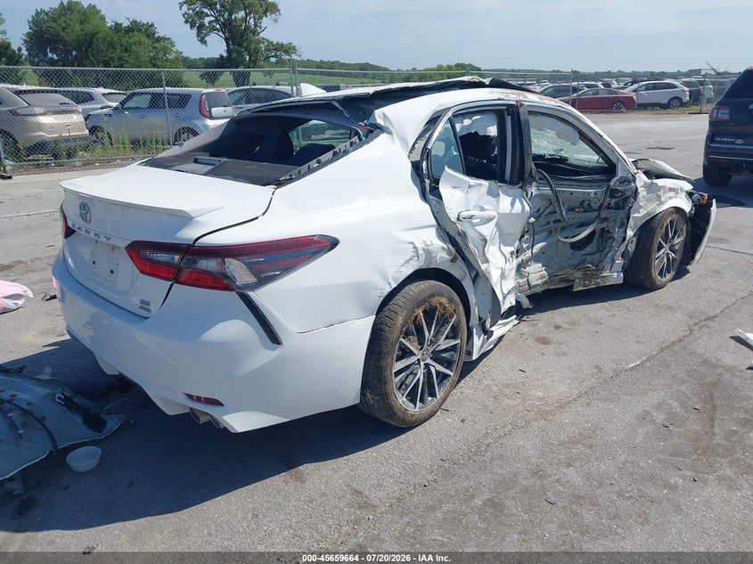 2023 TOYOTA CAMRY auction photo 4
