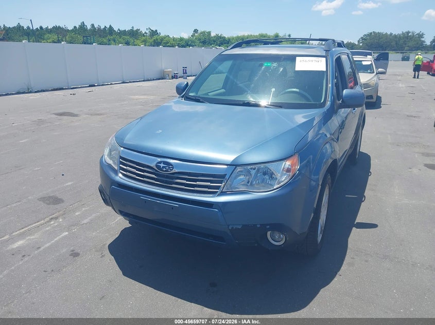 2009 SUBARU FORESTER auction photo 2