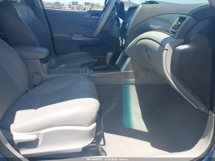 2009 SUBARU FORESTER auction photo 5