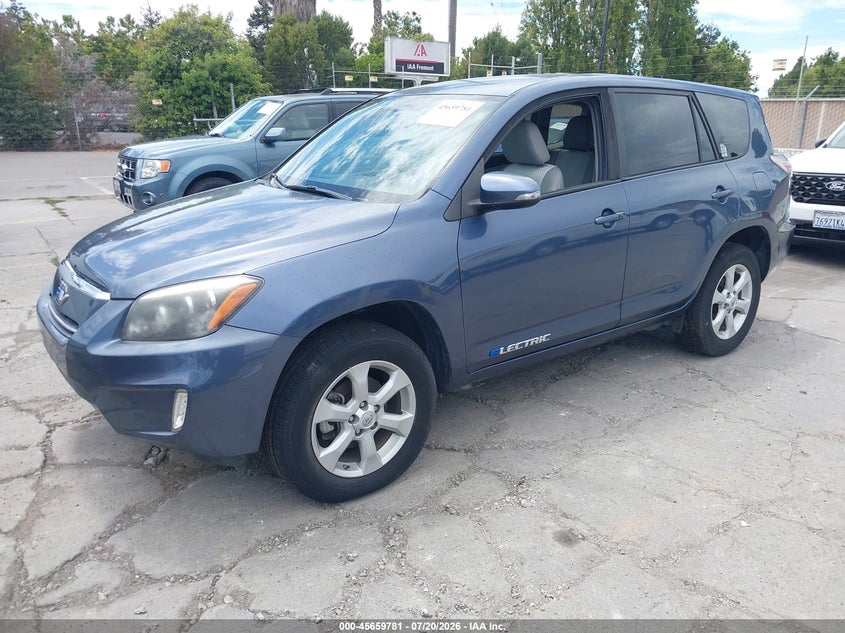 2014 TOYOTA RAV4 EV auction photo 2