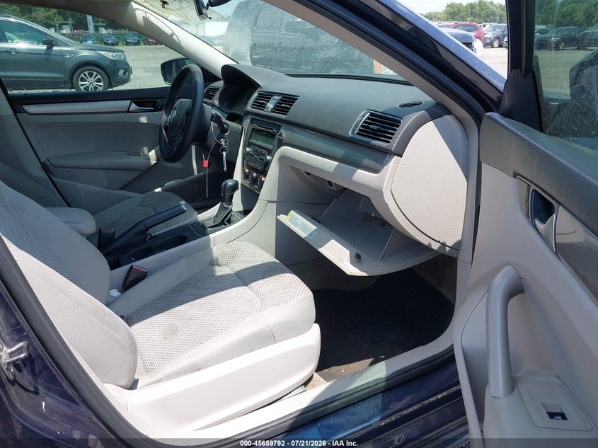2014 VOLKSWAGEN PASSAT auction photo 5