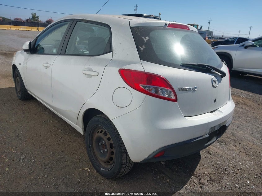 Vin: jm1de1kzxd0157335, lot: 46158393, mazda mazda2 sport 20133