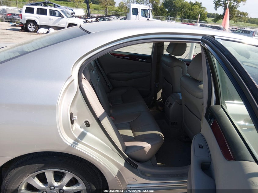 2002 Lexus Es 300 VIN: JTHBF30G825024251 Lot: 45659854