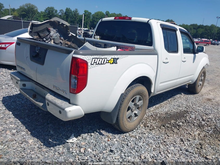 2013 NISSAN FRONTIER auction photo 4