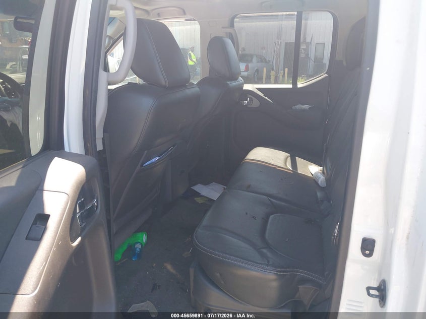 2013 NISSAN FRONTIER auction photo 8