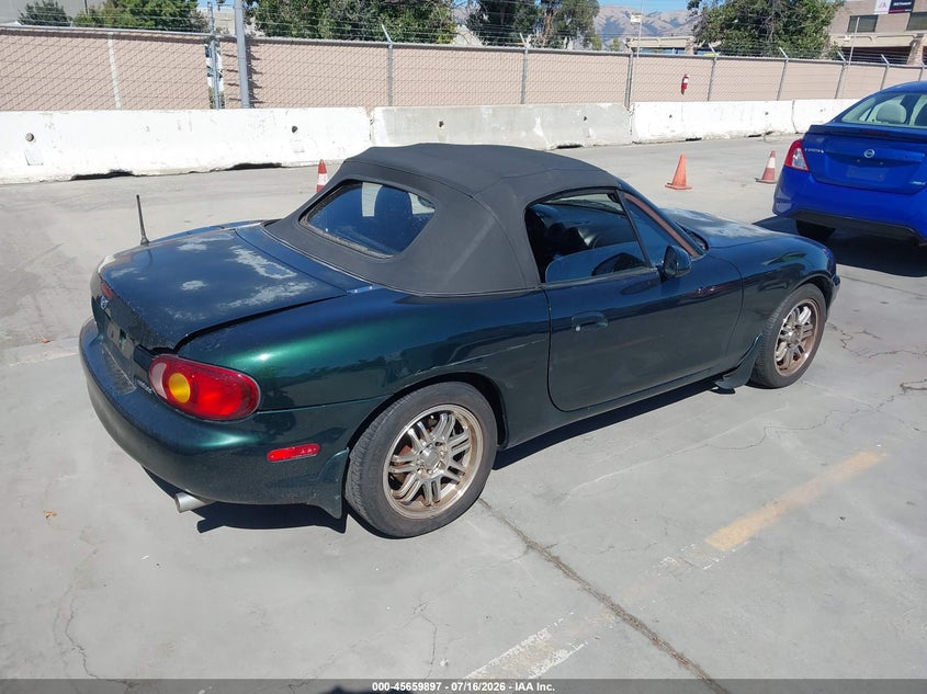1999 Mazda Mx-5 Miata 10Th Anniversary Edition/Leather/Popular Equip/Sport/Touring VIN: JM1NB353XX0123304 Lot: 45659897