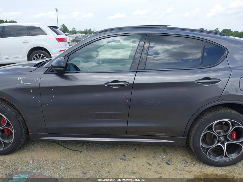 2022 Alfa Romeo Stelvio Veloce Ti Awd VIN: ZASPAKBN5N7D36796 Lot: 45659921