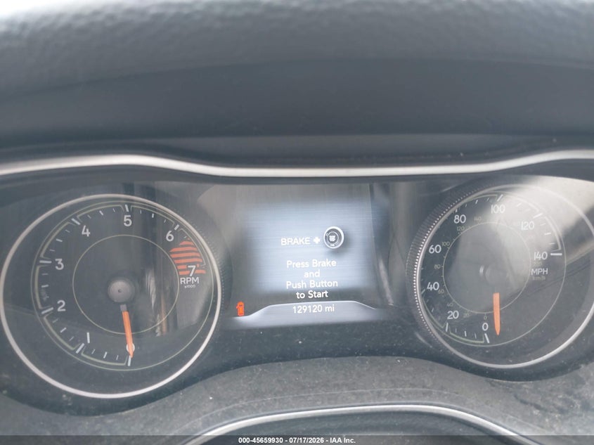 2020 JEEP CHEROKEE auction photo 7