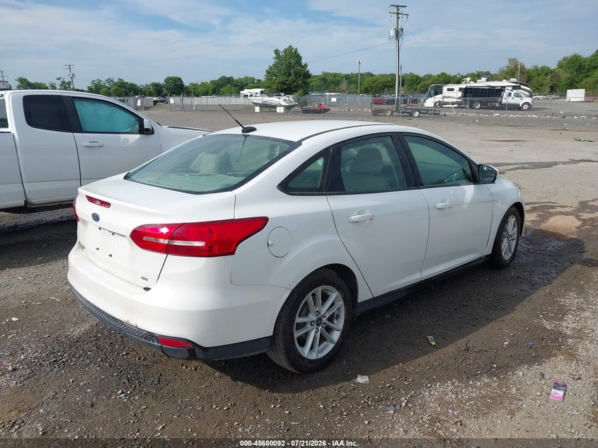 Vin: 1fadp3f24jl209013, lot: 46158664, ford focus se 20184
