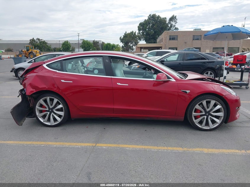 2018 Tesla Model 3 Long Range/Performance VIN: 5YJ3E1EBXJF079940 Lot: 45660119