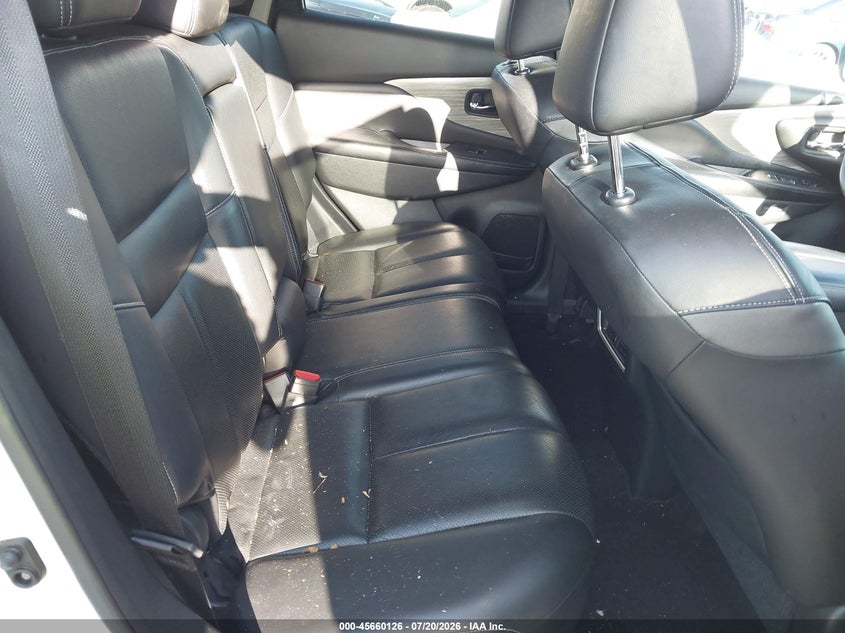 2016 NISSAN MURANO auction photo 8