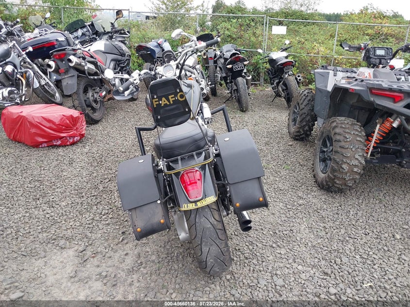 2002 HONDA VTX1800 auction photo 6