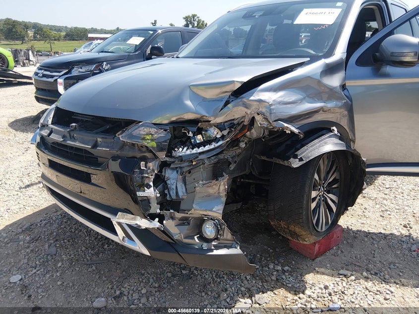 2020 Mitsubishi Outlander Es 2.4 S-Awc/Le 2.4 S-Awc/Se 2.4 S-Awc/Sel 2.4 S-Awc/Sp 2.4 S-Awc VIN: JA4AZ3A30LZ037886 Lot: 45660139