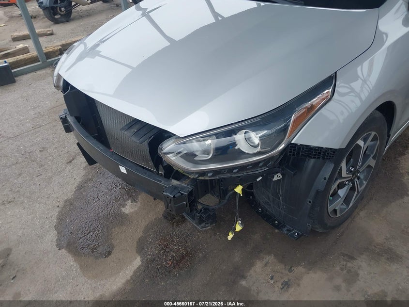2021 Kia Forte Lxs VIN: 3KPF24AD4ME326572 Lot: 45660167