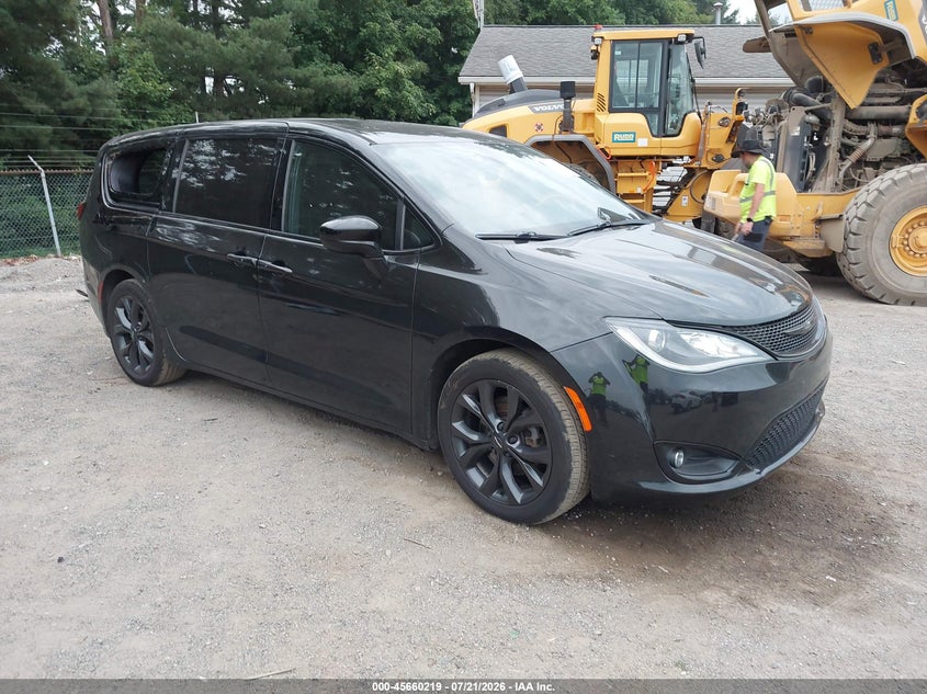 Vin: 2c4rc1fg4jr272812, lot: 46158791, chrysler pacifica touring plus 2018 img_1