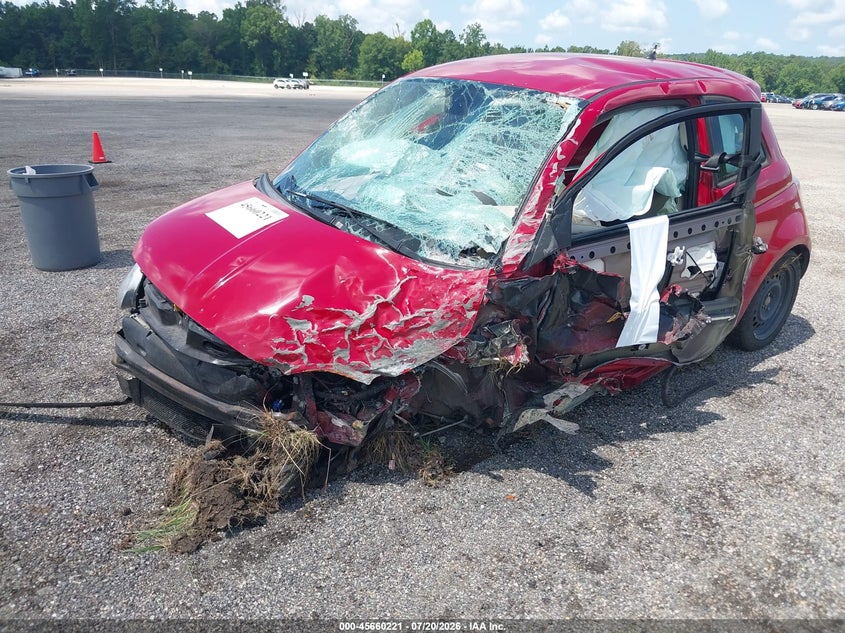 2013 FIAT 500 auction photo 2