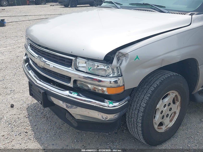 2005 Chevrolet Suburban 1500 Ls VIN: 1GNEC16Z85J136152 Lot: 45660231