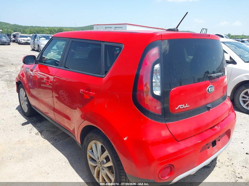 2018 KIA SOUL auction photo 3