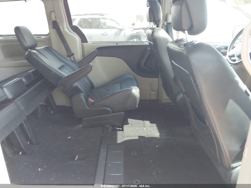 2016 Chrysler Town & Country Touring-L Anniversary Edition VIN: 2C4RC1CG9GR302979 Lot: 45660351