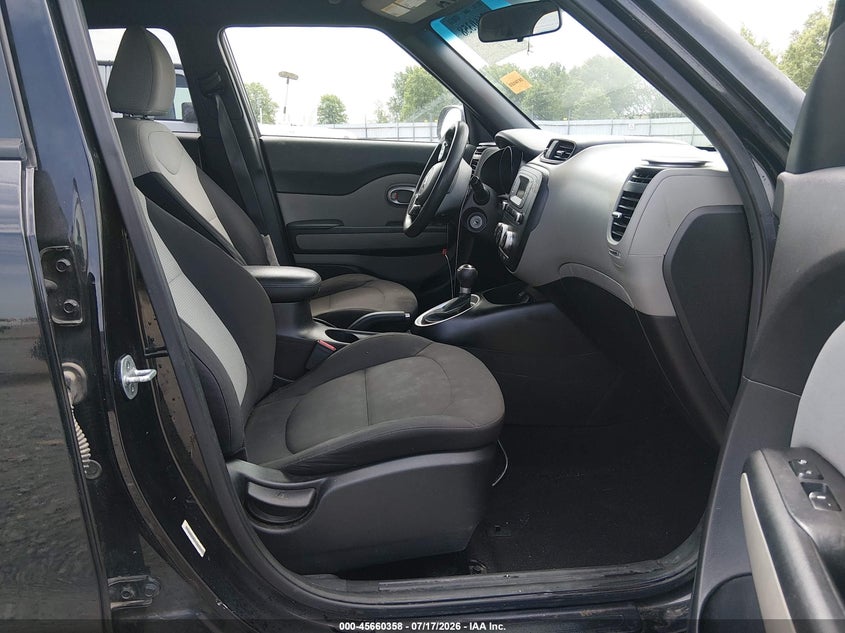2015 KIA SOUL auction photo 5