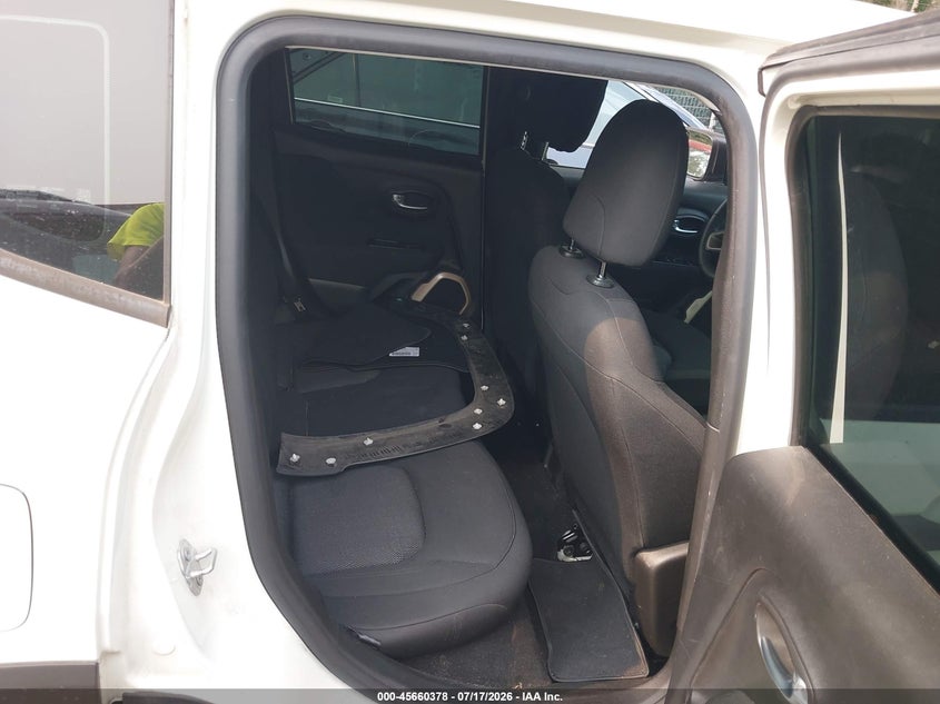 2017 JEEP RENEGADE auction photo 8