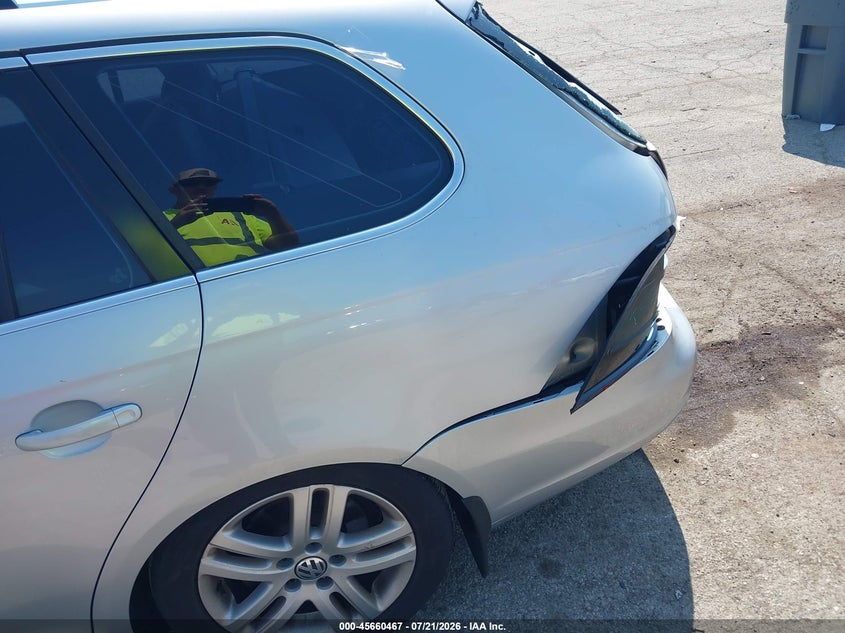 2011 Volkswagen Jetta Sportwagen 2.0L Tdi VIN: 3VWPL7AJ1BM642813 Lot: 45660467