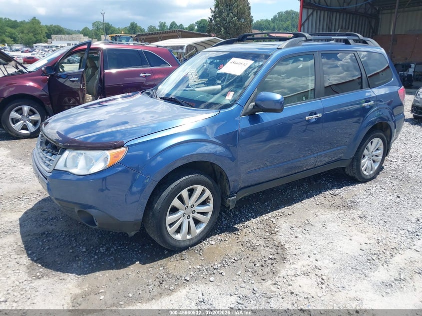 Vin: jf2shaec3dh441107, lot: 46159104, subaru forester 2.5x limited 20132