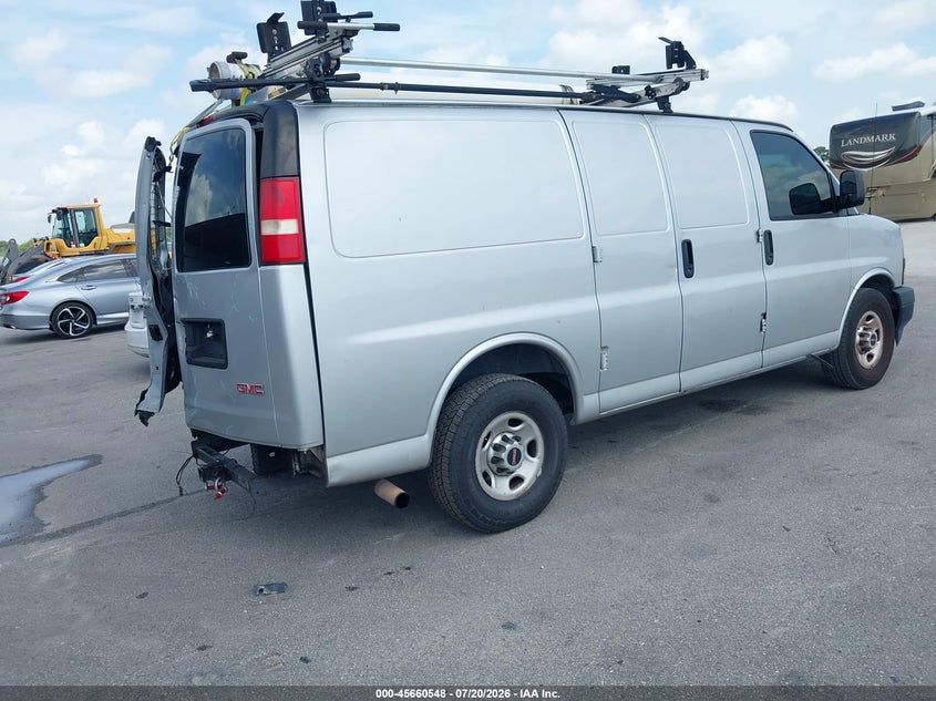 2018 GMC SAVANA 2500 auction photo 4